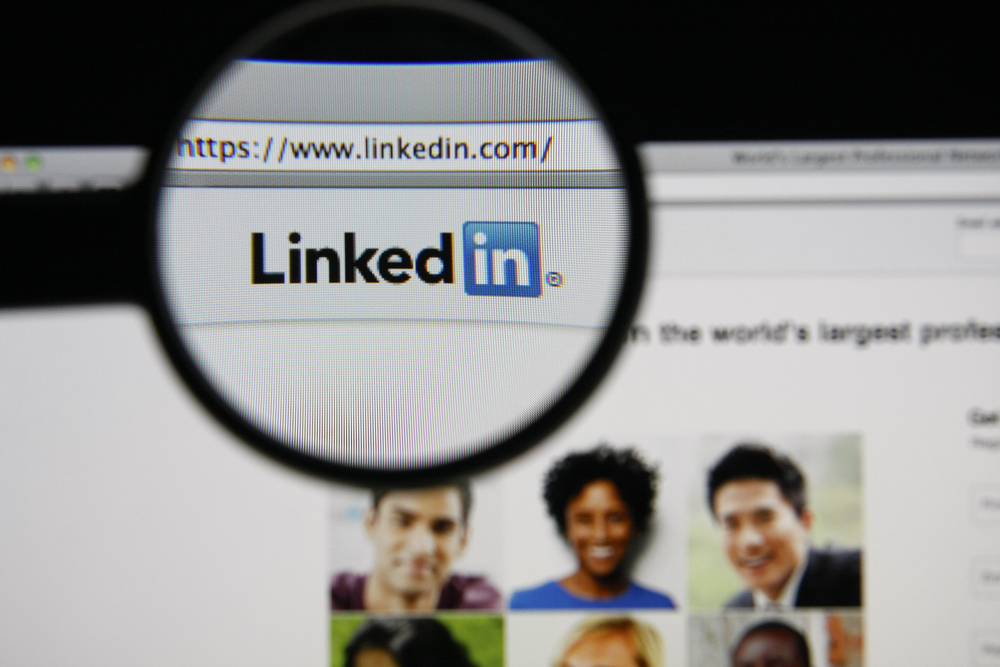 How Financial Advisors Can Create Leads Using LinkedIn 